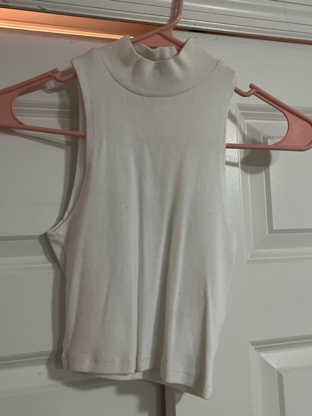 Pacsun Size XS White Mock Neck Sleeveless Ribbed Slightly Cropped Tank Top